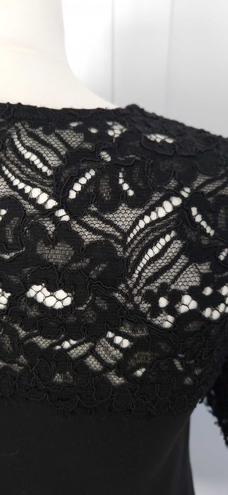 Elegancka, krótka, czarna sukienka, L