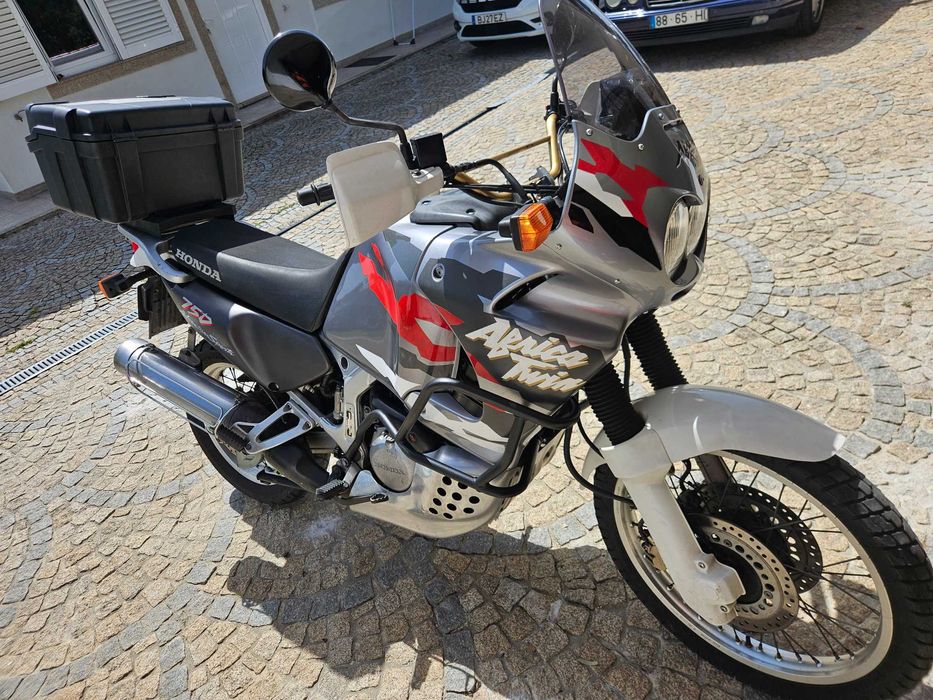 Africa twin XRV750