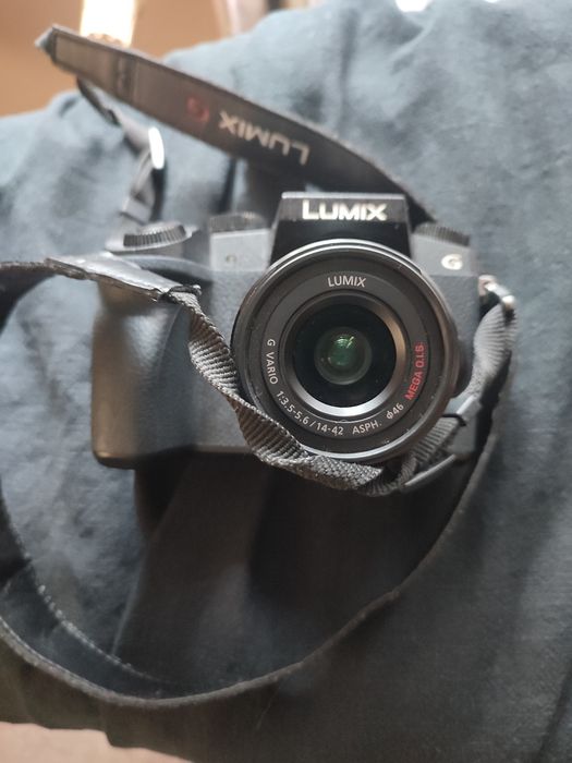 Aparat Panasonic DMC-G7 14-42 Lumix