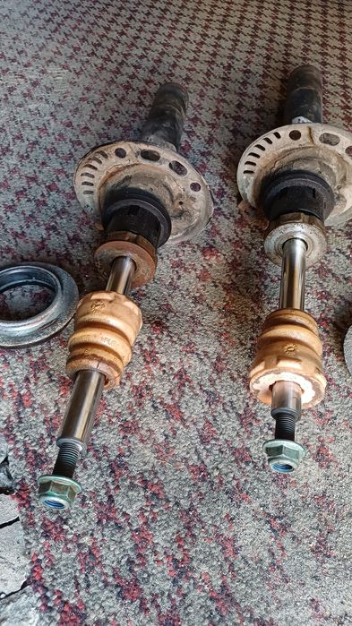 Обміняю/віддам робочі б/у стійки амортизаторів передні Sachs 5C0413 03