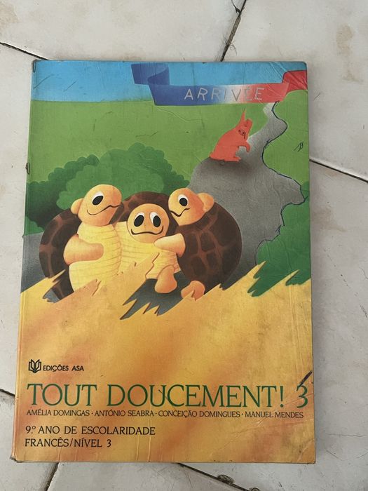 Conjunto livros escolares de francês antigos