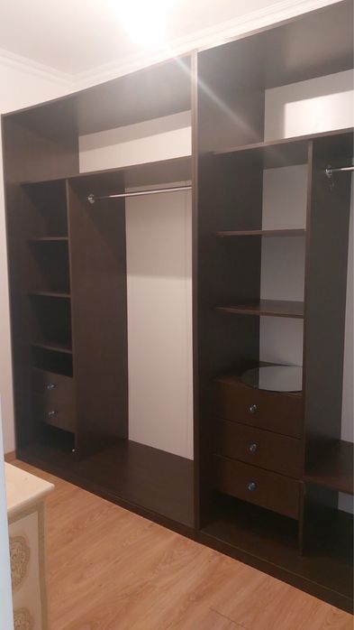 Продам 3х поверховий будинок з балконом і ділянкою на 5соток 137.2кв.м