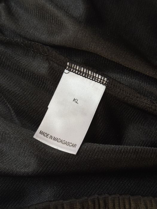 Anna Bolina Shorts in Black