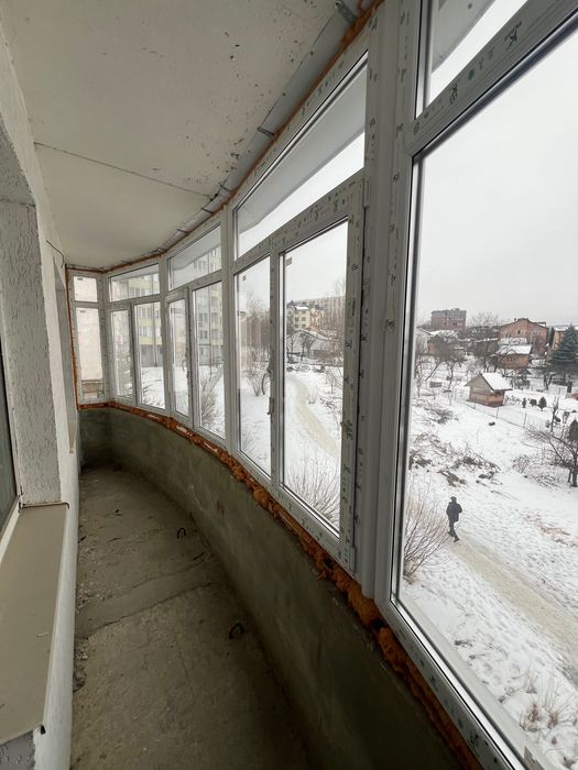 Простора 3-кімнатна квартира 103,9 м² у Трускавці | вул. В. Івасюка