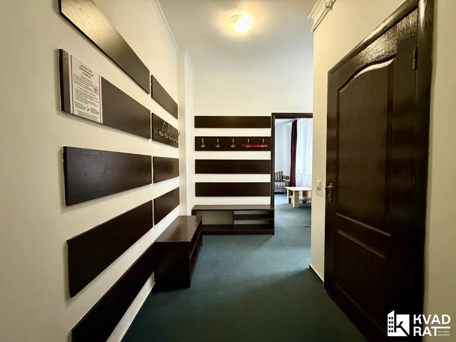 Продаж готелю по вулиці Залізнична