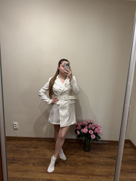 Сукня-піджак з ременем