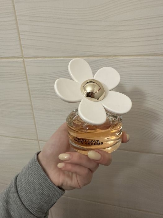 Продам парфуми Marc Jacobs Daisy Love