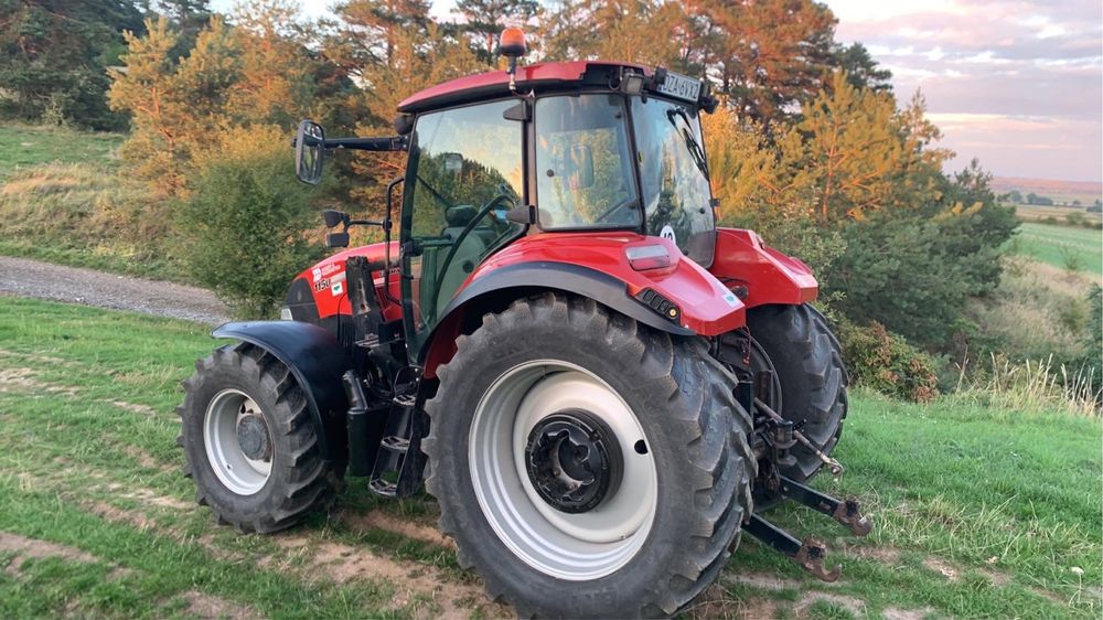 Case Farmall 115u