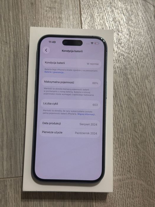 iPhone 16 turkusowy