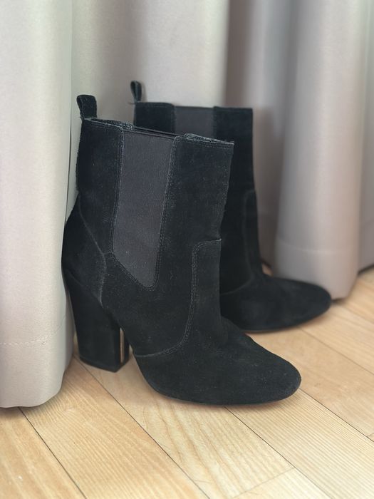 Ботильони Massimo dutti, замш