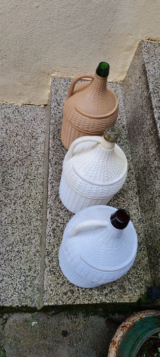 Garrafões de vidro441491701870766083