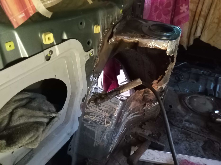 Naprawiam spawam kielichy  Subaru Forester