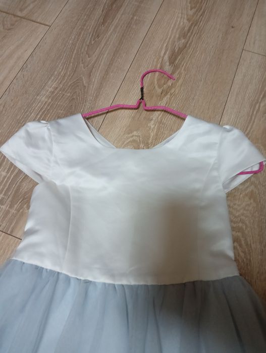 Святкова сукня на випускний