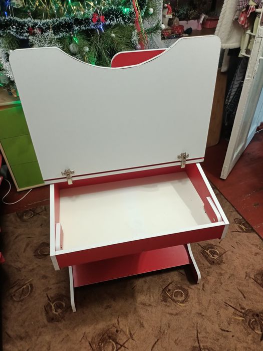 Парта-стол детский.