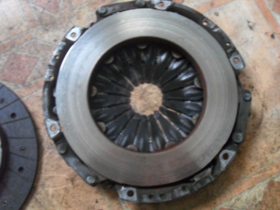 Sprzęgło dwumasowe dwunasta Vectra c fiat Croma  1.9 CDTI 130