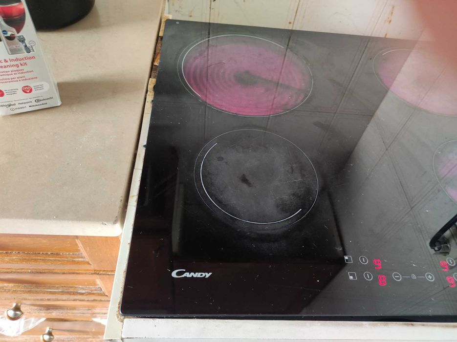 Placa vitroceramica + forno elétrico + mesa 1.20 x 0.80