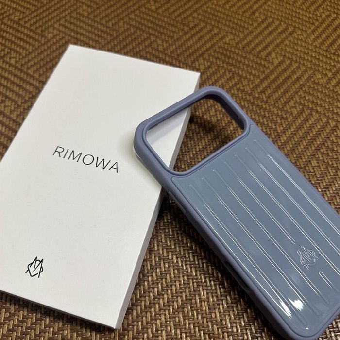 Чохол на iPhone Rimowa 17 pro max кейс римова асортимент кейсів