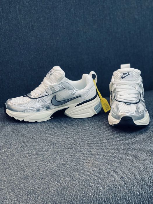Кросівки Nike V2K Run White Silver