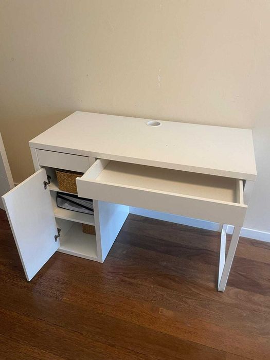 Secretária Ikea - Modelo  MICKE