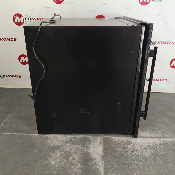 Chłodziarka do wina Amica WCB1K60B40.1 [12 m-scy gwar] G /44butelki /39dB / 142kWh / 5-20°C