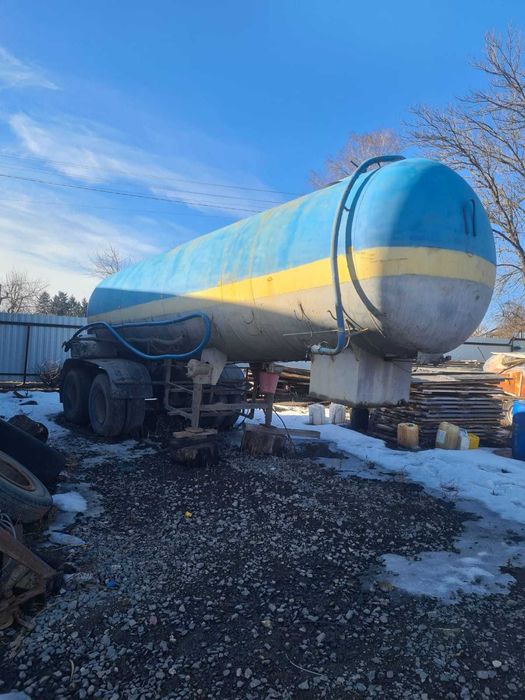 Автобочка цистерна до тягача