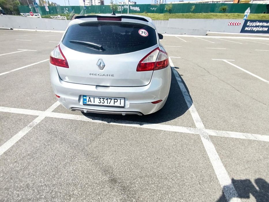 Продаж Рено Меган-3  2011