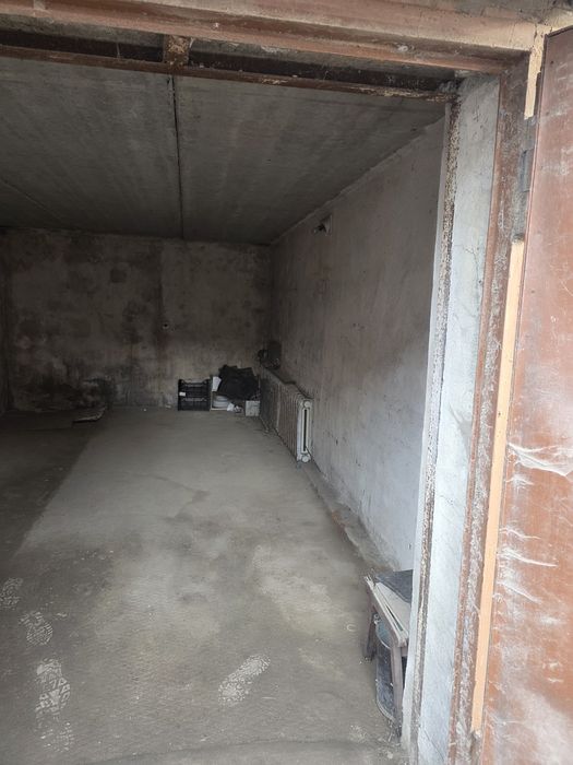 Здам в оренду гараж . навпроти Єпіцентру 500 м в сторону Зарванець