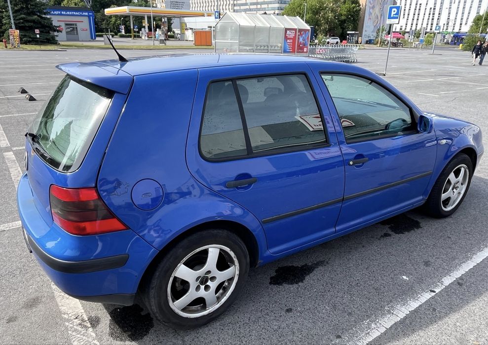 Продам Volkswagen Golf 1.9 TDI