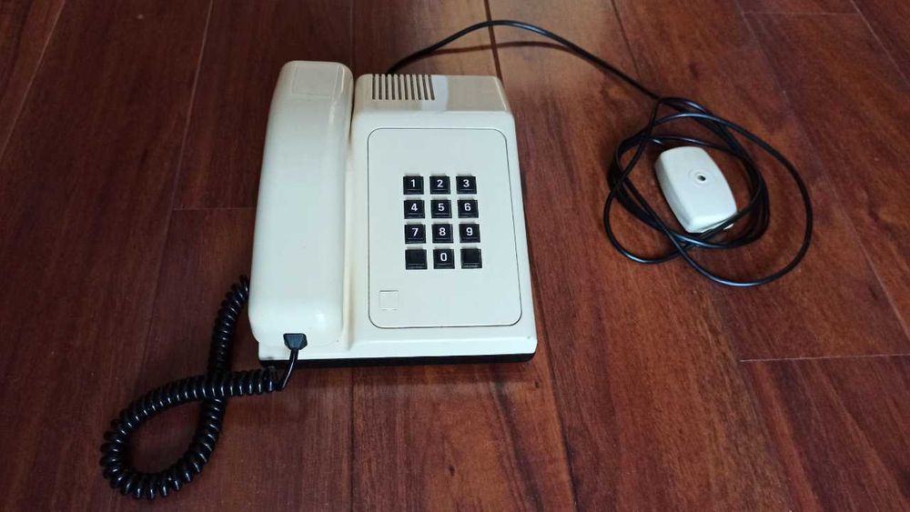 Telefone vintage A.E.P.
