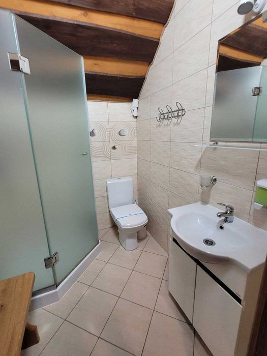 Будинок подобово для святкувань на 10 осіб  з сауною, 5км до Львова