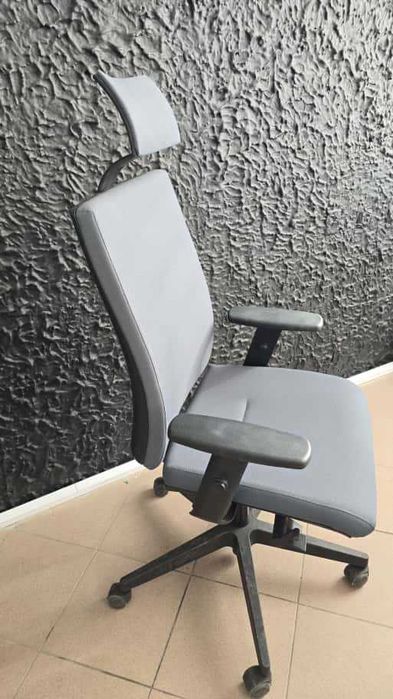 Krzesło biurowe Szare