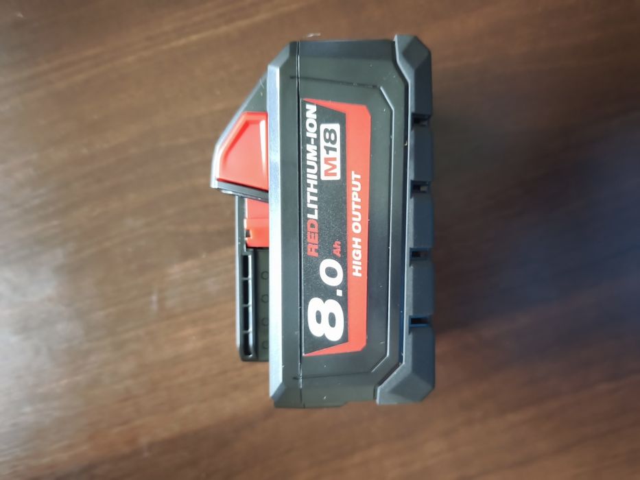 Bateria Milwaukee 8 Ah-10Ah