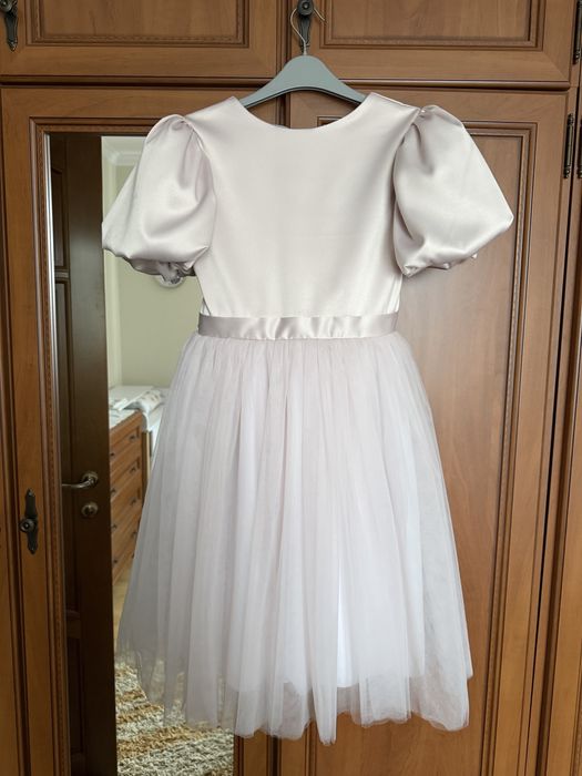 Святкове плаття .