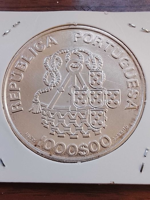 Moeda de 1000 escudos de 1998 da Santa Casa da Misericórdia, em Prata