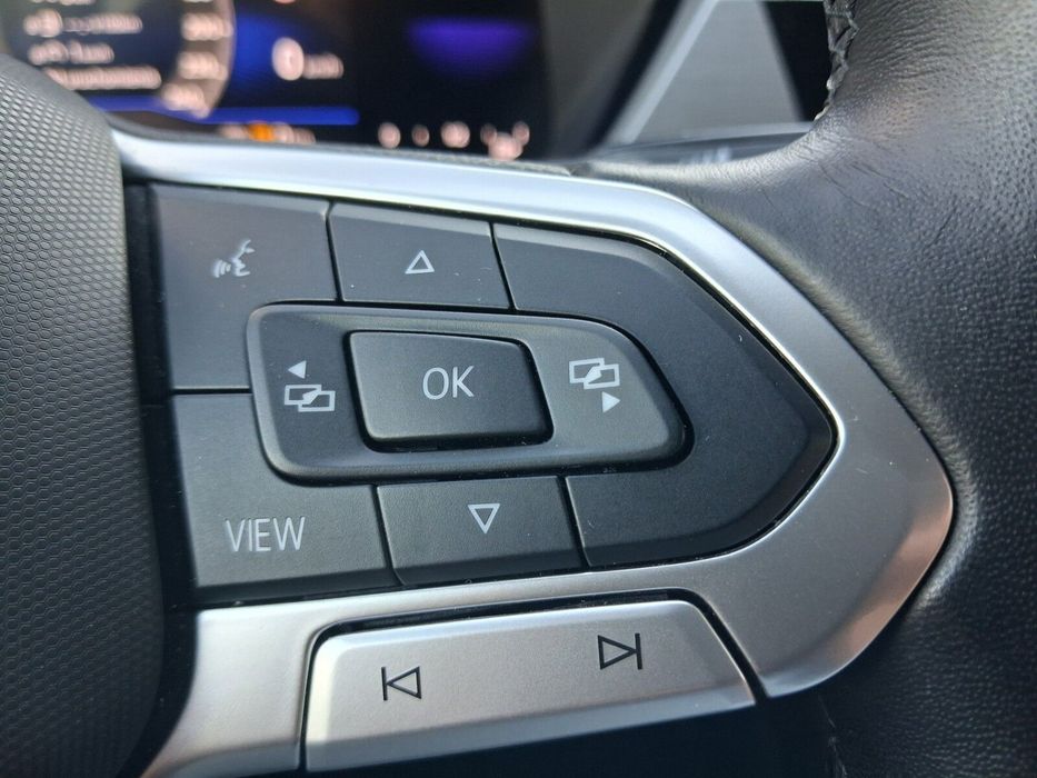 Volkswagen Touran 7 miejsc | DSG | ACC | Kamera | Hak | Elektryczna klapa