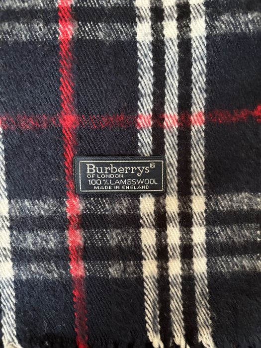 Шарф Burberrys.