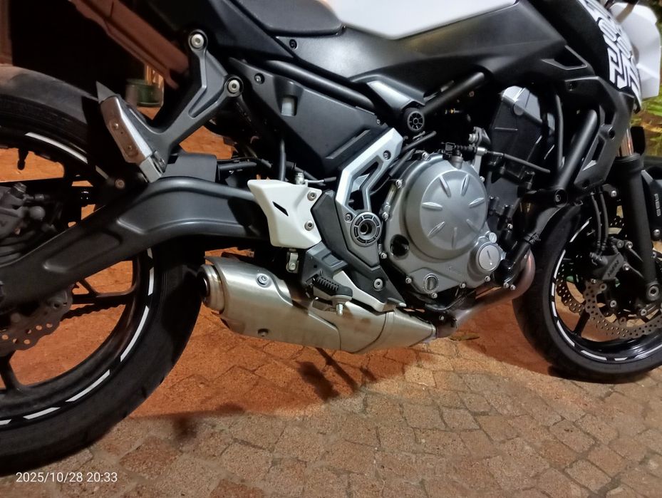 Mota Kawasaki z650