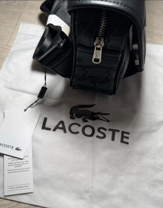 Bolsa Lacoste nova com etiqueta
