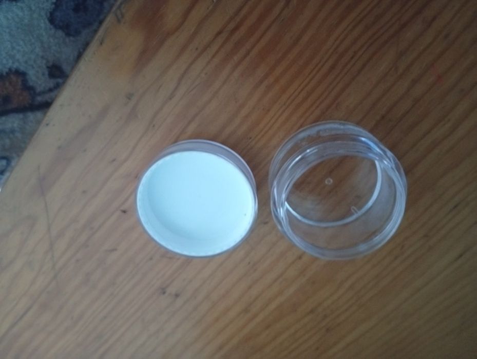 Mini Frasco de vidro504380214498437120