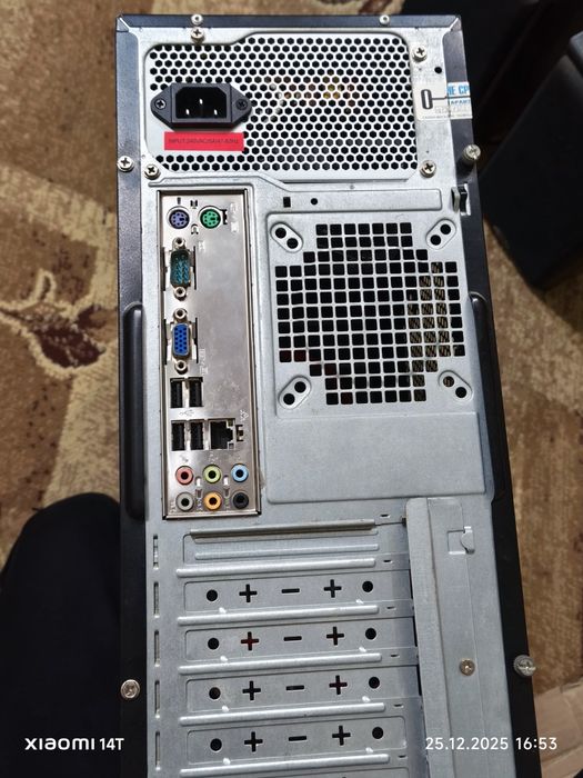 ПРОДАМ комп'ютер в робочому стані!