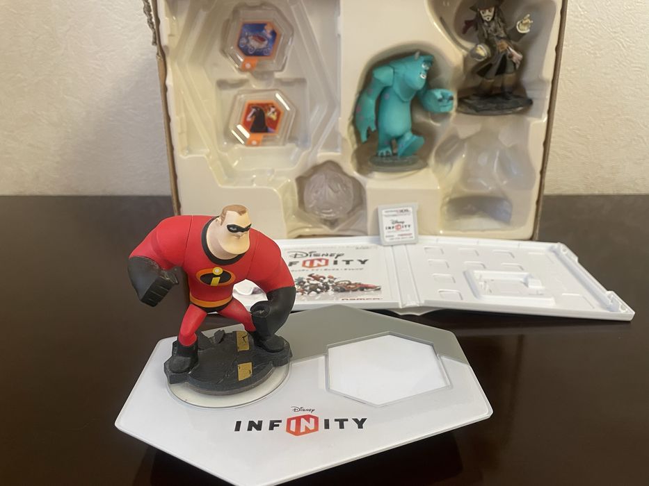 Nintendo 3DS лімітований набір з фігурками Японія