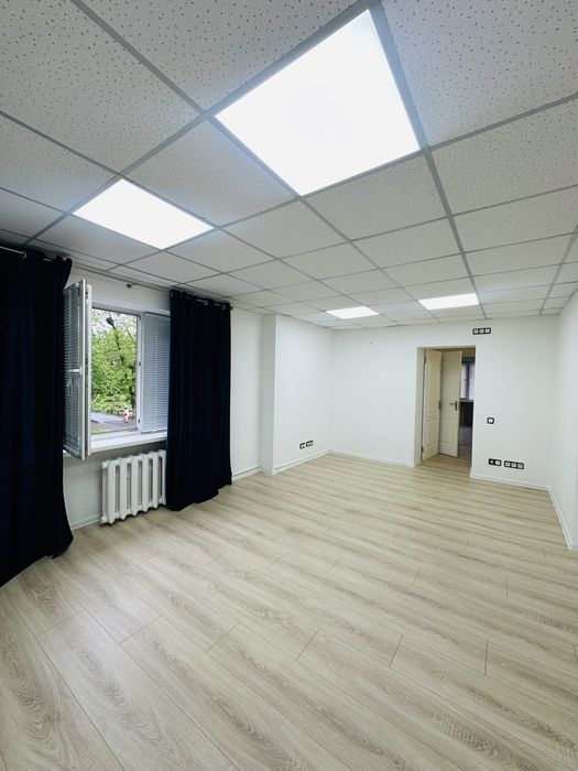 Без% здам офіс 2 кабінета з сан/вузлом Воскресенка Запорожцев 13