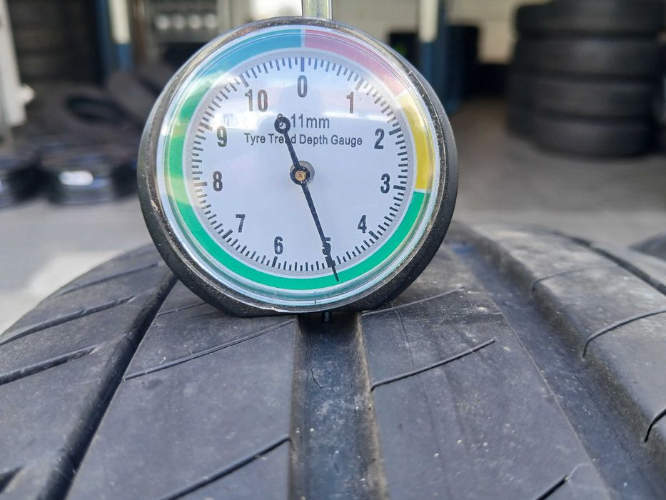 Opony 215/65/17 Michelin bieżnik 5mm F-VAT