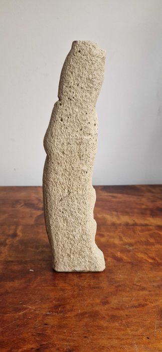 Rzeźba figura świętego z piaskowca Stylistyka gotycka XIX/XXw Francja