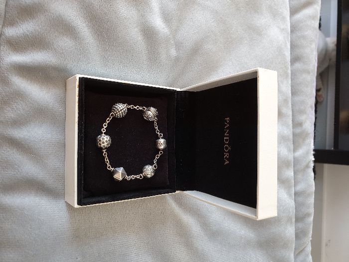 Pulseira Pandora, tam. 18