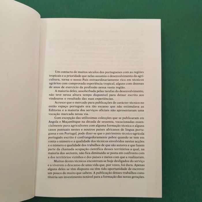 Especiarias - Cultura Tecnologia e Comércio - J. E. Mendes Ferrão