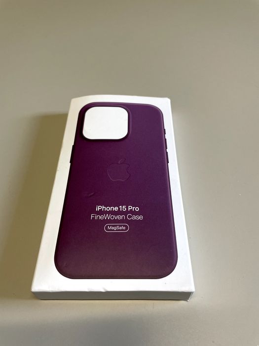 Etui Apple FineWoven iPhone 15 Pro MagSafe Mulberry (2938)int1206
