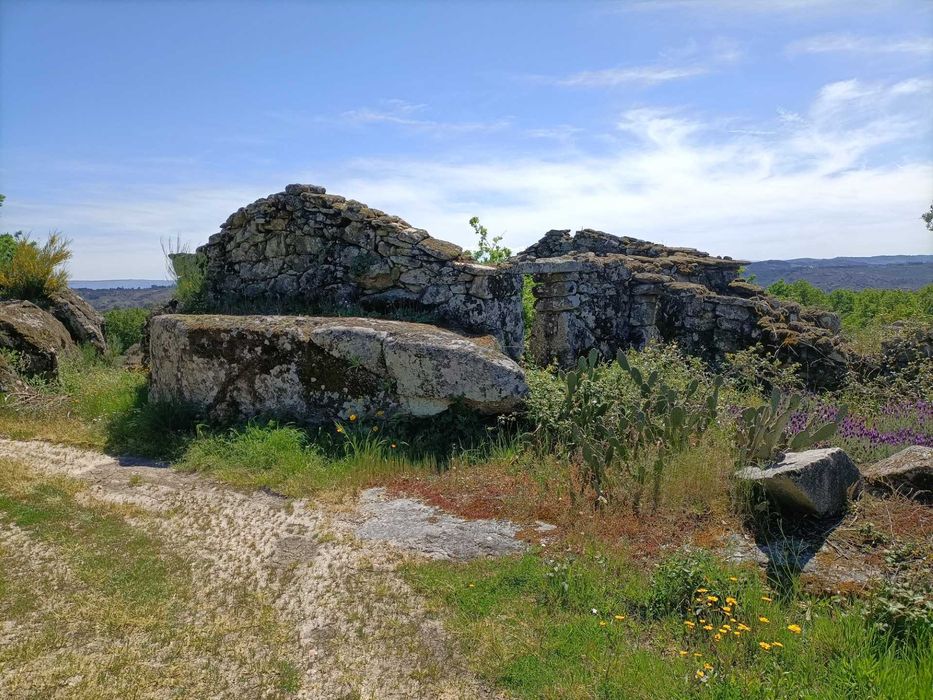 Ruina em pedra granito