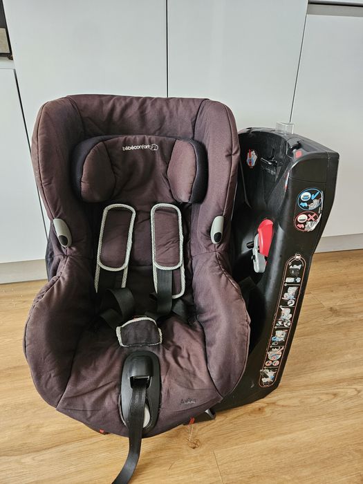 Cadeira auto infantil com sistema rotativo