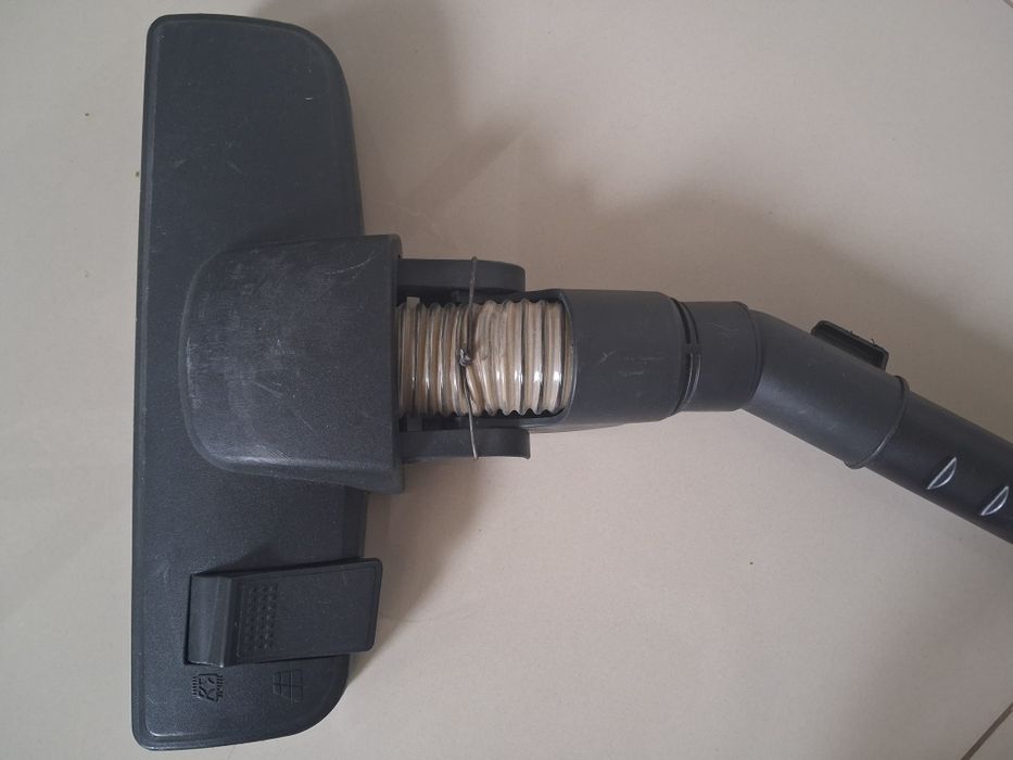 Odkurzacz Zeegma bezworkowy